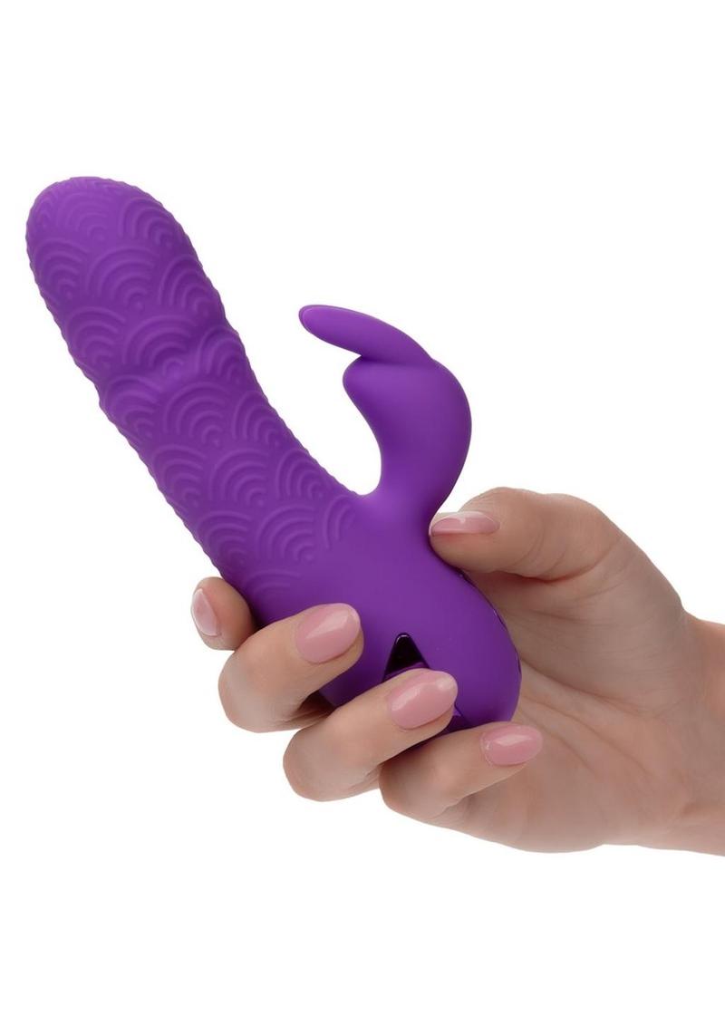 Vibrador doble de silicona recargable Marvel de Manhattan Beach de California Dreaming